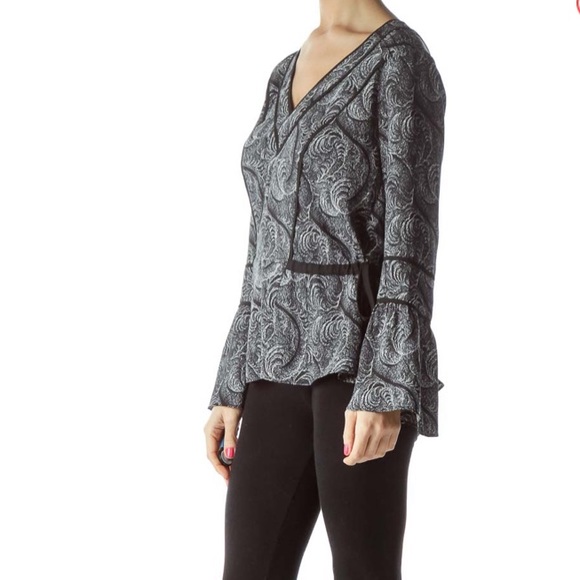 Marchesa Voyage Bell Sleeve Blouse - Picture 4 of 9